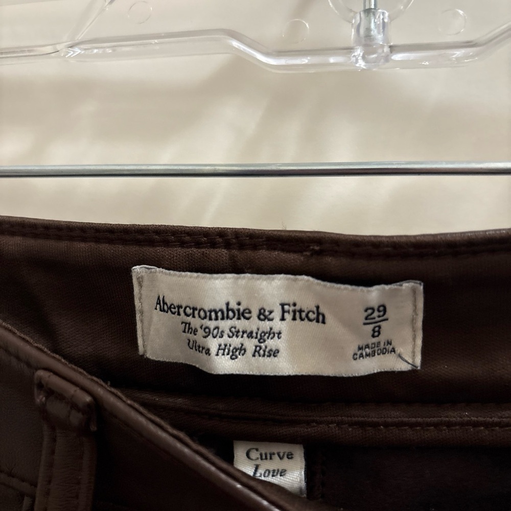 Abercrombie & Fitch Brown Vegan Leather 90's Straight Ultra High Rise 29/8 - Picture 5 of 6
